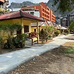 Adam Bungalows