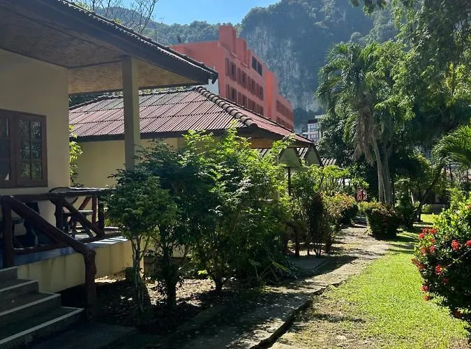 Adam Bungalows